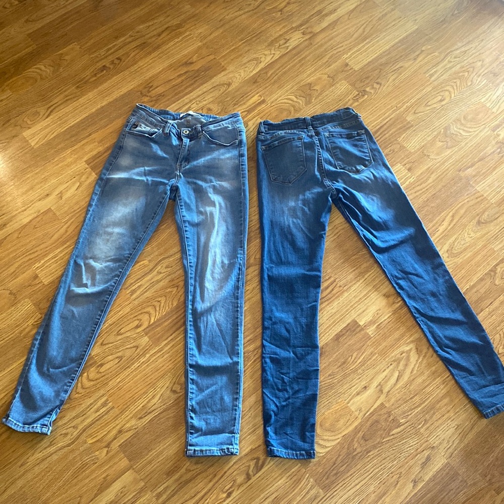 2 pairs of Kancans both great condition size 27. One dark and one lighter wash